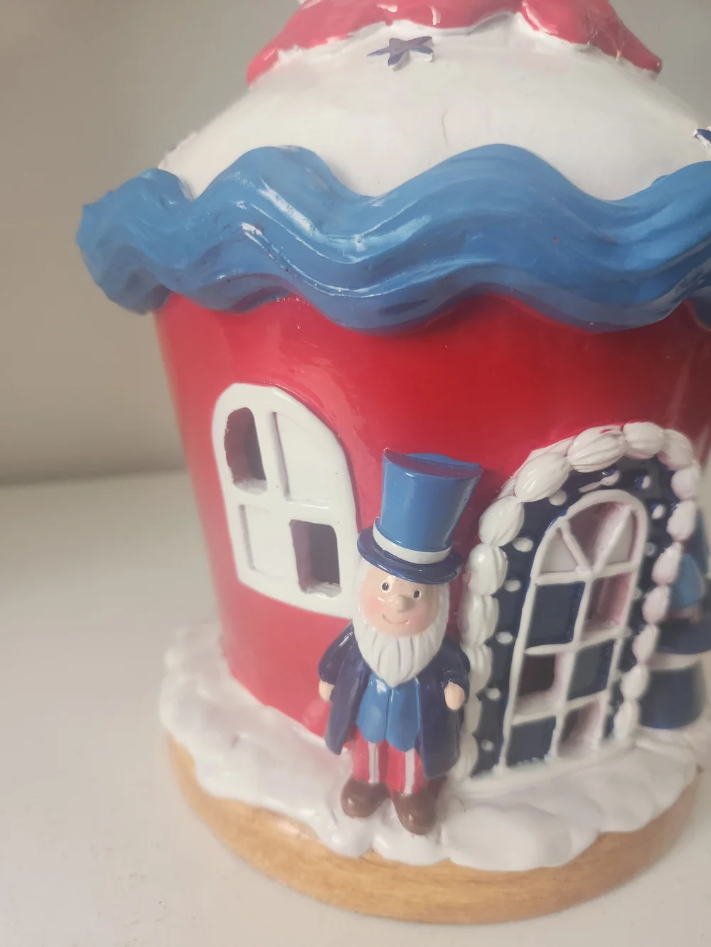 Patriotic Light Up Cupcake House 1776 July 4th Decor